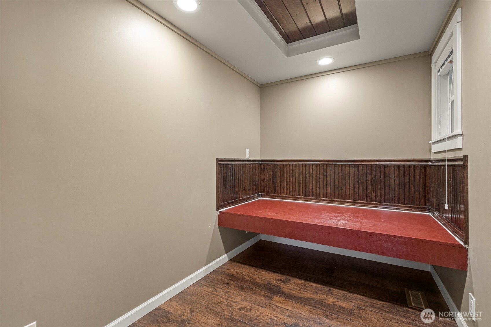 23121 Edmonds Way, Unit 1 Edmonds, WA 98020 - Photo 21 of 24 Gallery Image 21