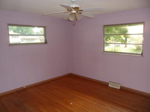 4436 Hartwell Road Columbus, OH 43224 - Photo 2 of 11 Gallery Image 2