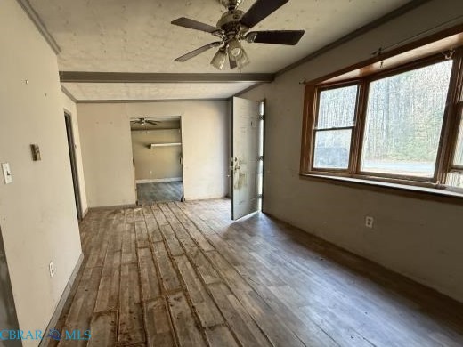 939 Coachpoint Road Hartfield, VA 23071 - Photo 3 of 29