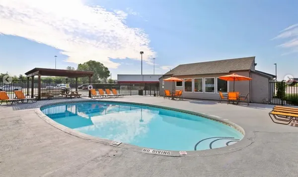 $1,025 | 1910 Joe Ramsey Boulevard East, Greenville, TX 75401