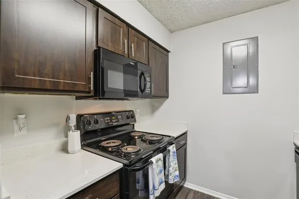 $1,025 | 1910 Joe Ramsey Boulevard East, Greenville, TX 75401