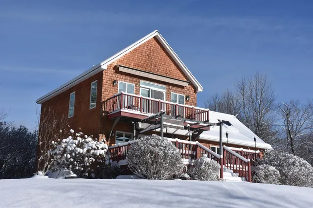 $750,000 | 1078 Brook Road, Marshfield, VT 05658