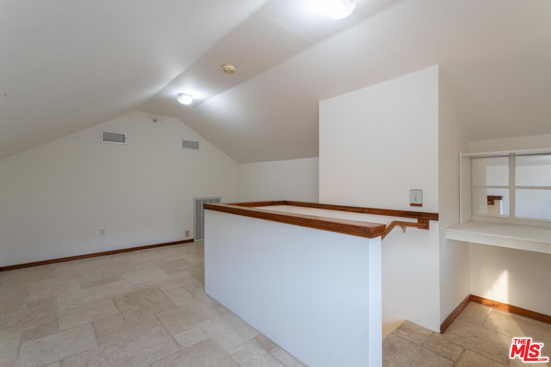 29243 Piani Road Pearblossom, CA 93553 - Photo 28 of 64 a view of an empty room