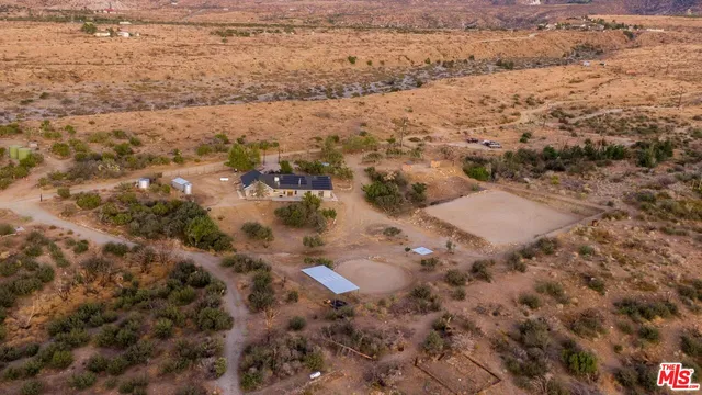 $549,000 | 29243 Piani Road, Pearblossom, CA 93553