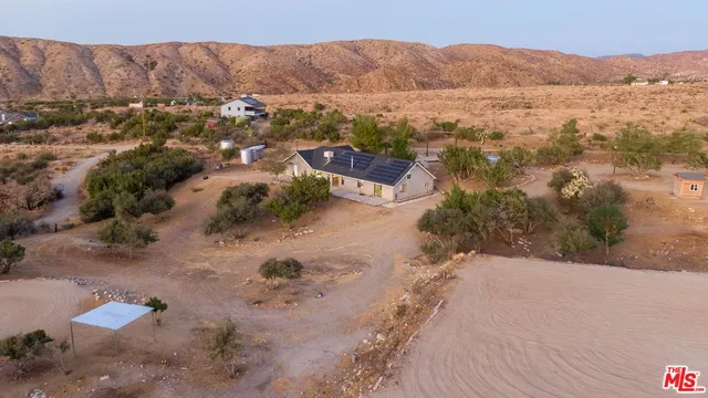 $549,000 | 29243 Piani Road, Pearblossom, CA 93553