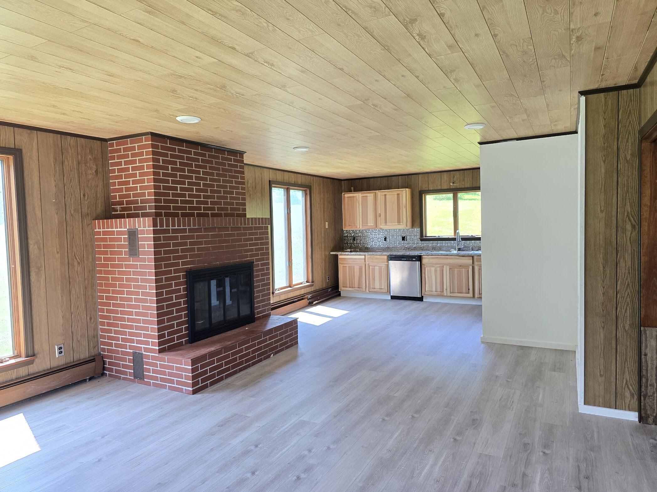 86 High Street Brownville, ME 04414 - Photo 7 of 32 20250723_112413