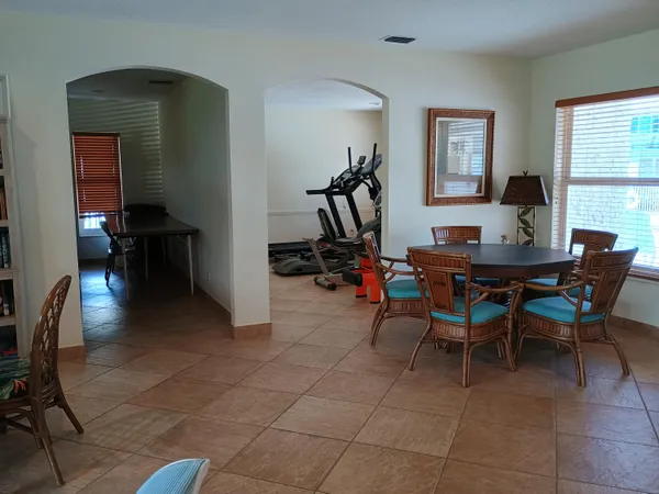 $3,000 | 5520 North Ocean Boulevard, Unit 208, Ocean Ridge, FL 33435