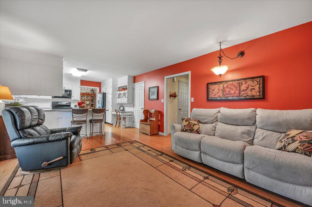 1025 Union House Road Lititz, PA 17543 - Photo 13 of 36
