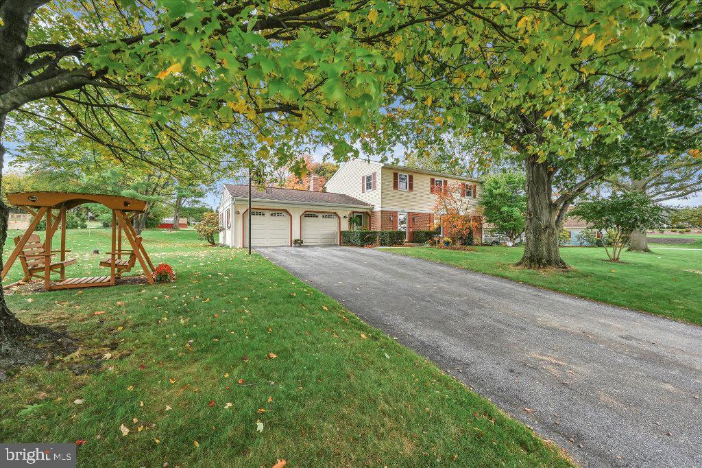 1025 Union House Road Lititz, PA 17543 - Photo 3 of 36
