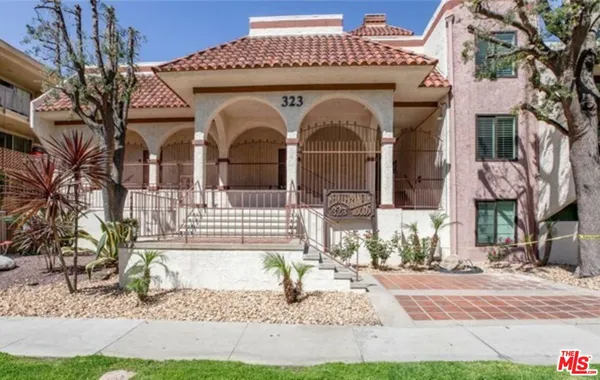 $3,500 | 323 North Jackson Street, Unit 105, Glendale, CA 91206