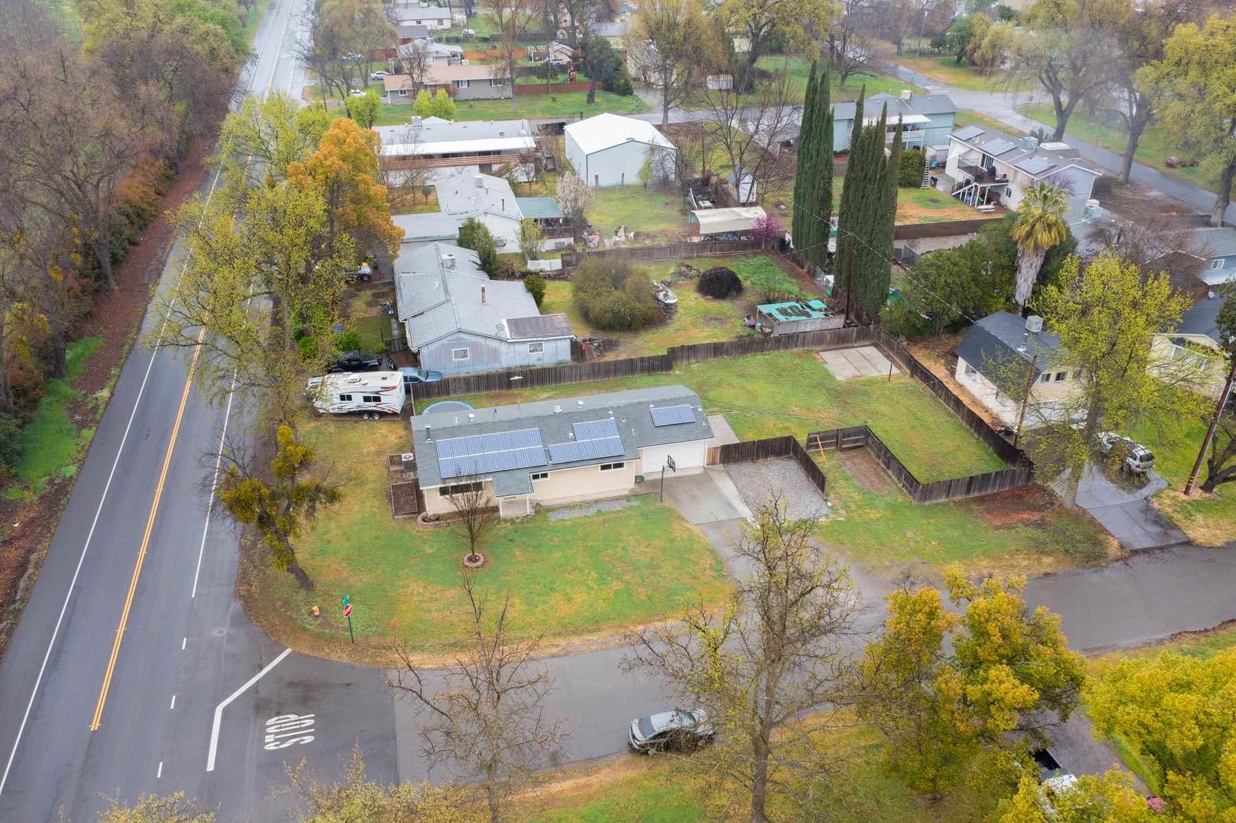 475 H Street Gerber, CA 96035 - Photo 2 of 34