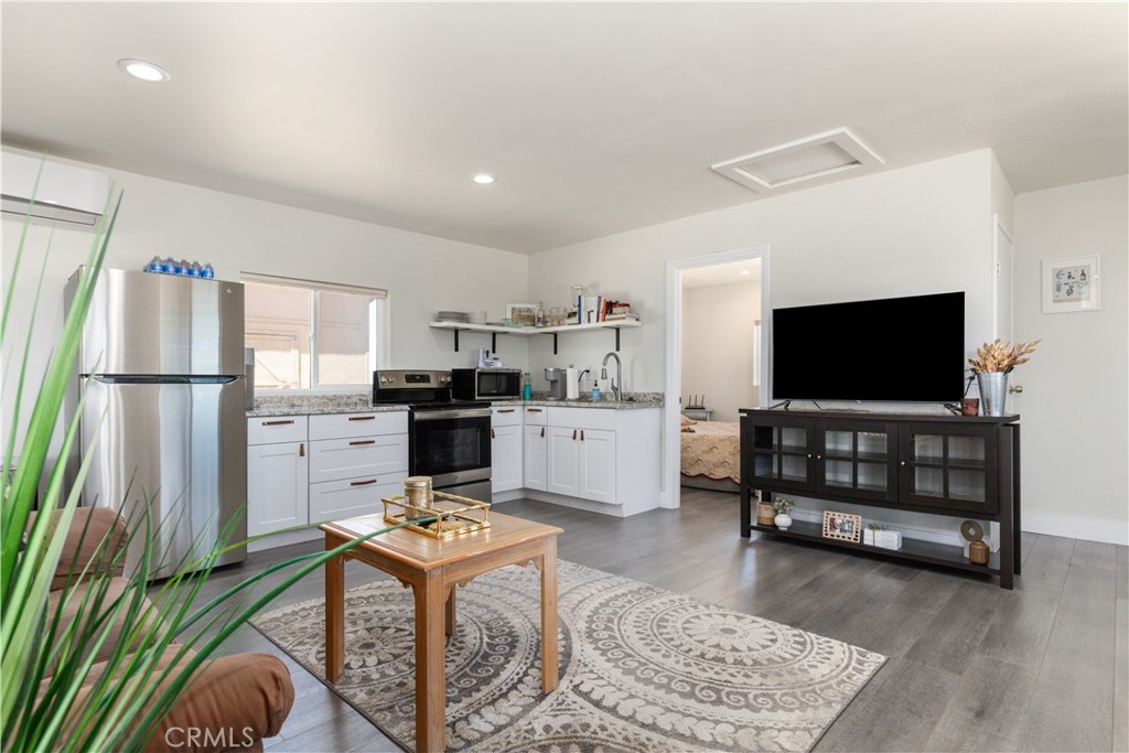 2550 Summer Ranch Road Paso Robles, CA 93446 - Photo 39 of 57 ADU Livingroom