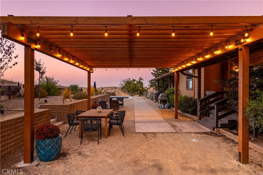 2550 Summer Ranch Road Paso Robles, CA 93446 - Photo 10 of 57