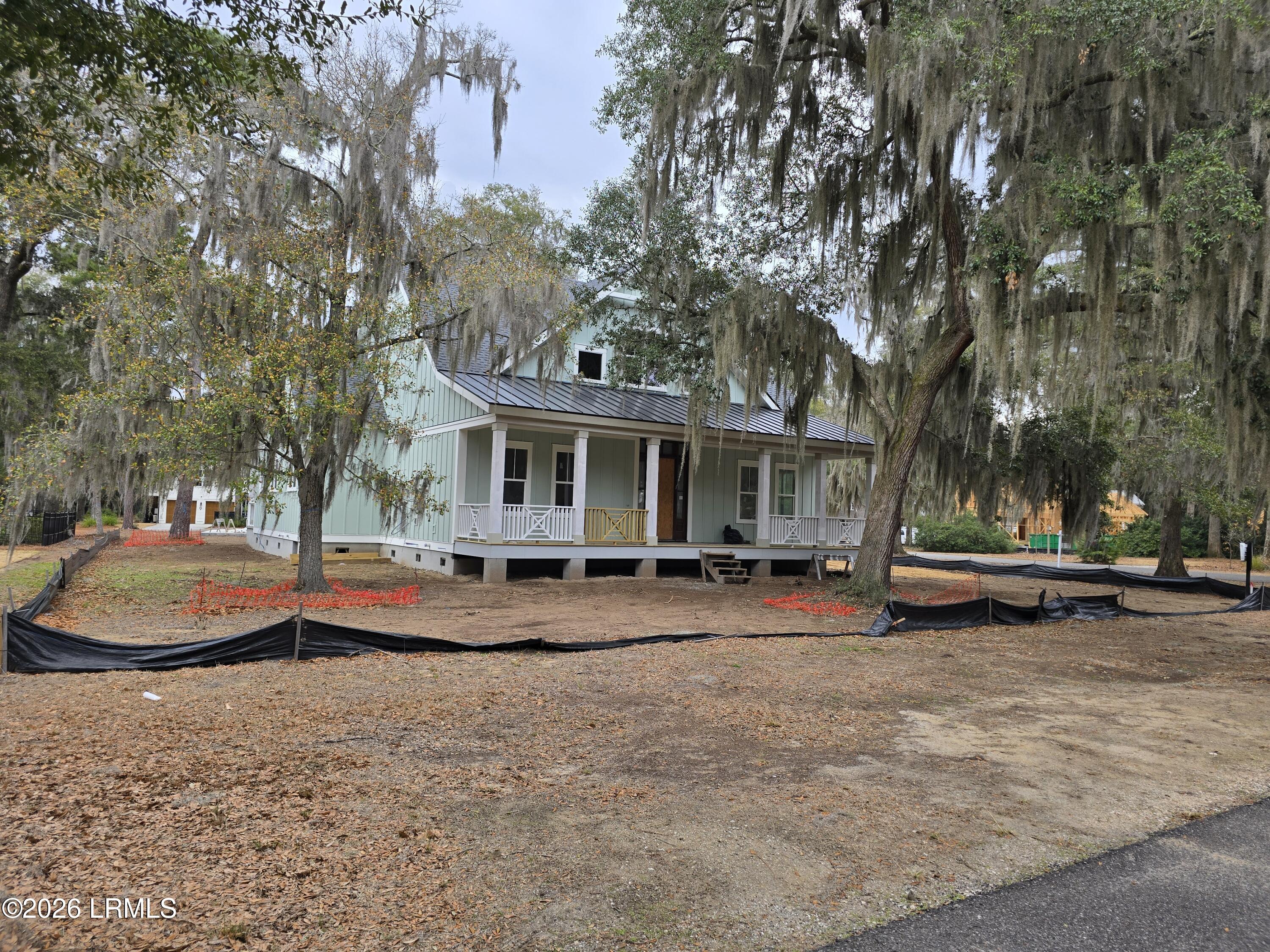 63 Woodland Ridge Circle Beaufort, SC 29907 - Photo 2 of 24 20260219_084407