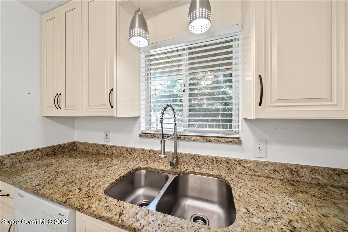 789 Rostock Circle Northwest Palm Bay, FL 32907 - Photo 14 of 34 Kitchen Sink