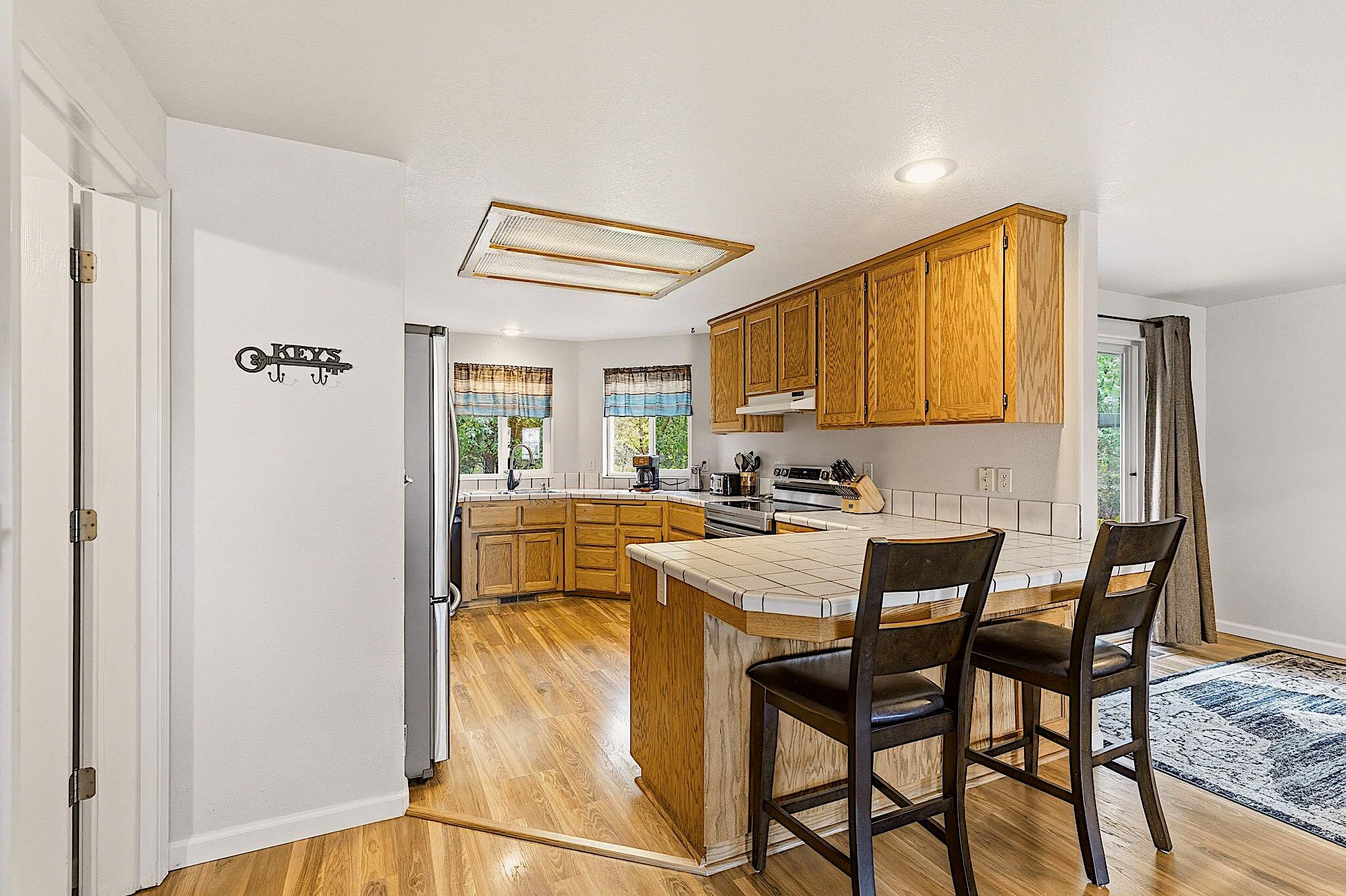 587 Summit Loop Grants Pass, OR 97527 - Photo 23 of 59 44-web-or-mls-587-summit-loop