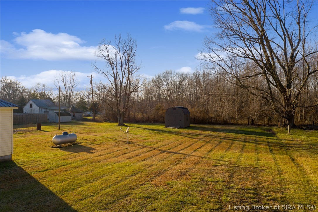 1007 Clapp Road Otisco, IN 47163 - Photo 6 of 39