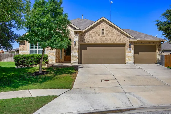 $2,500 | 3200 Falconhead, New Braunfels, TX 78130