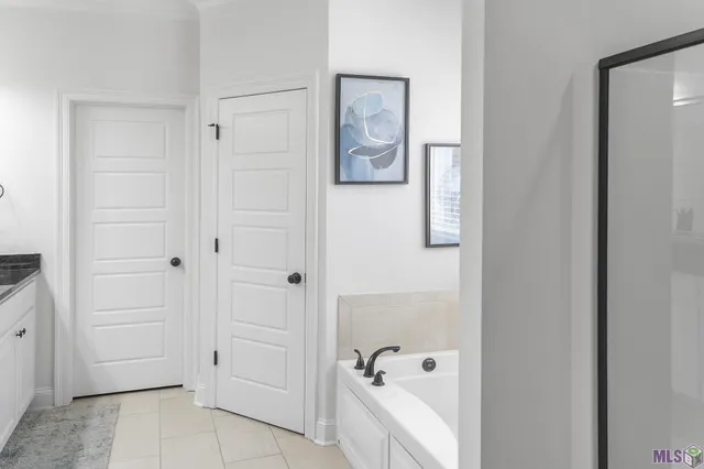 $365,000 | 43306 Pond View Drive, Prairieville, LA 70769