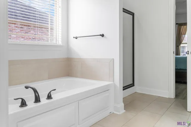 $365,000 | 43306 Pond View Drive, Prairieville, LA 70769