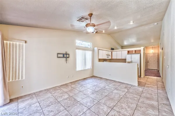 $1,700 | 1854 Vista Del Oso Way, North Las Vegas, NV 89031