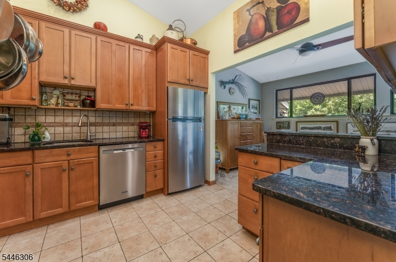 35 North Slope Clinton, NJ 08809 - Photo 22 of 43