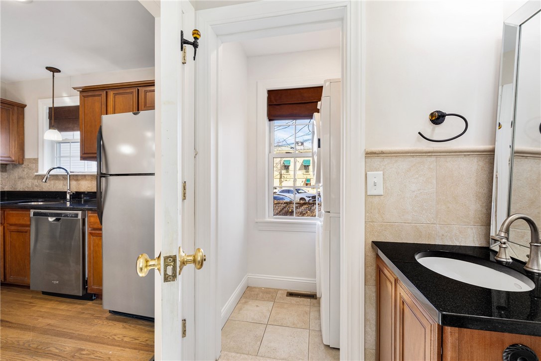 58 Sutton Street, Unit 4 Providence, RI 02903 - Photo 23 of 31