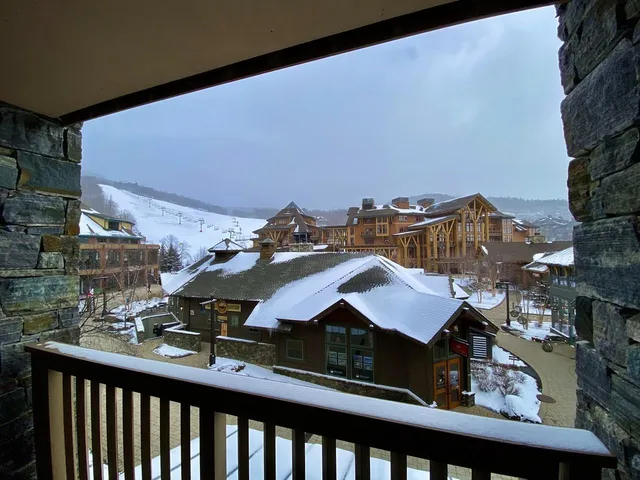 $525,000 | 7412 Mountain Road, Unit 301, Stowe, VT 05672