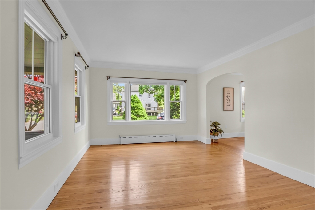 101 Acorn Street Clinton, MA 01510 - Photo 12 of 29 Gallery Image 12