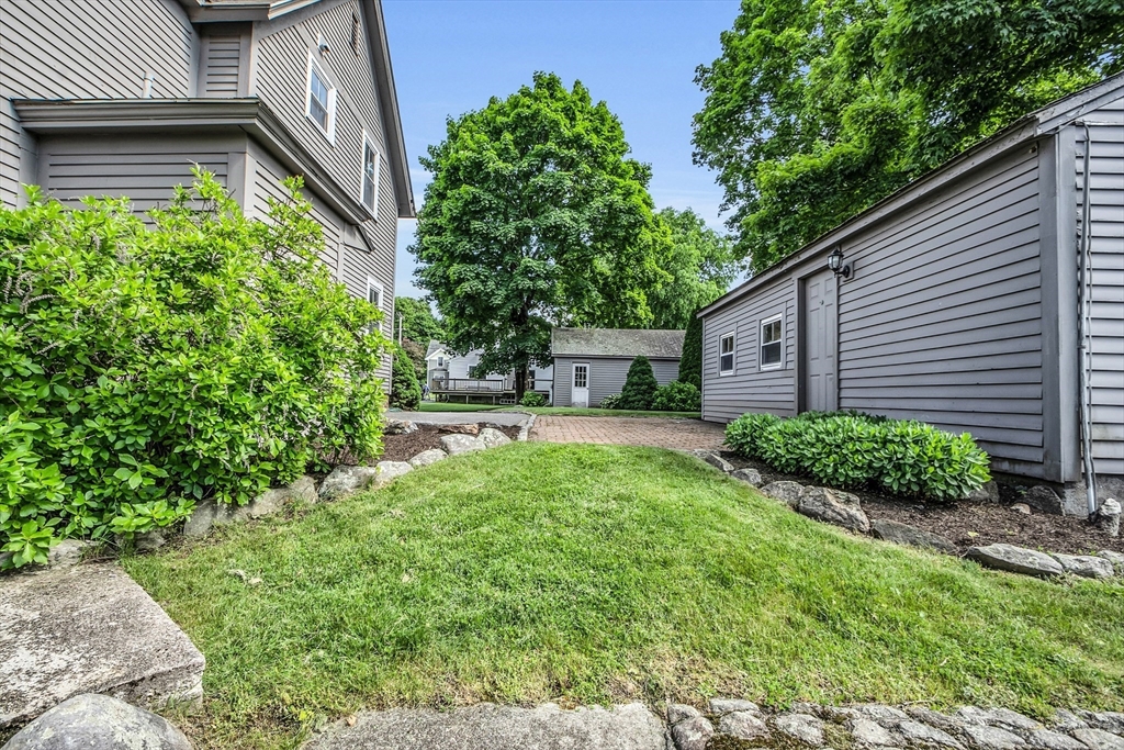 101 Acorn Street Clinton, MA 01510 - Photo 25 of 29 Gallery Image 25