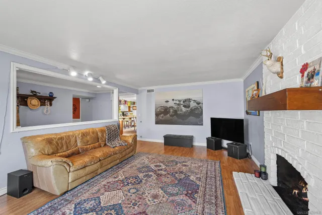 $1,700,000 | 4545 Benhurst Avenue, San Diego, CA 92122