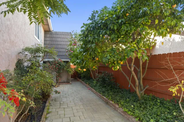 $1,700,000 | 4545 Benhurst Avenue, San Diego, CA 92122