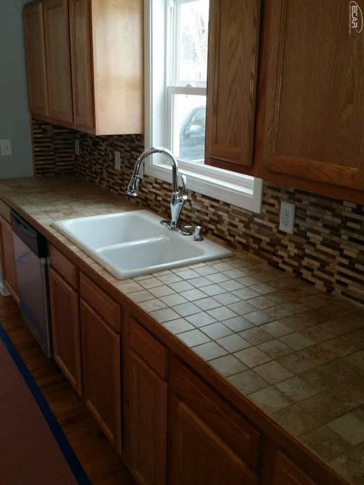 1114 East Vienna Road Clio, MI 48420 - Photo 10 of 43 21260123-9.JPG