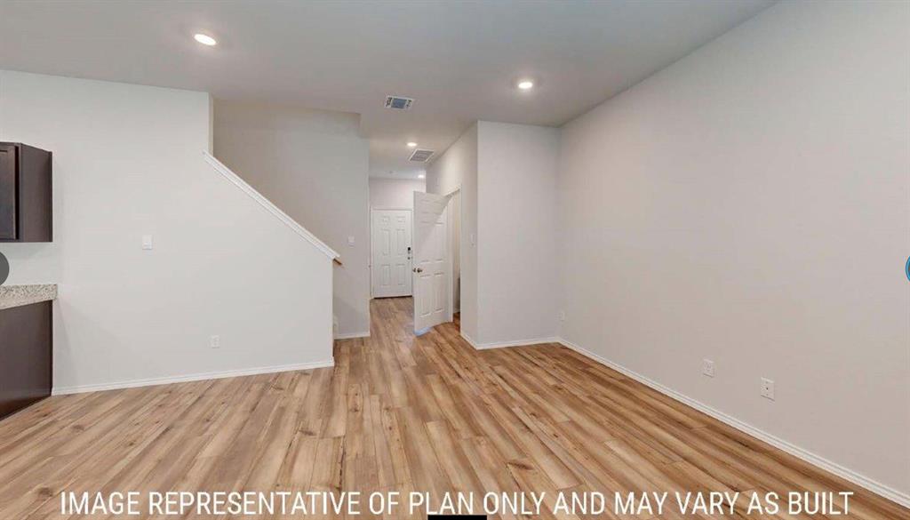 10313 Neptune Court Waco, TX 76708 - Photo 2 of 17