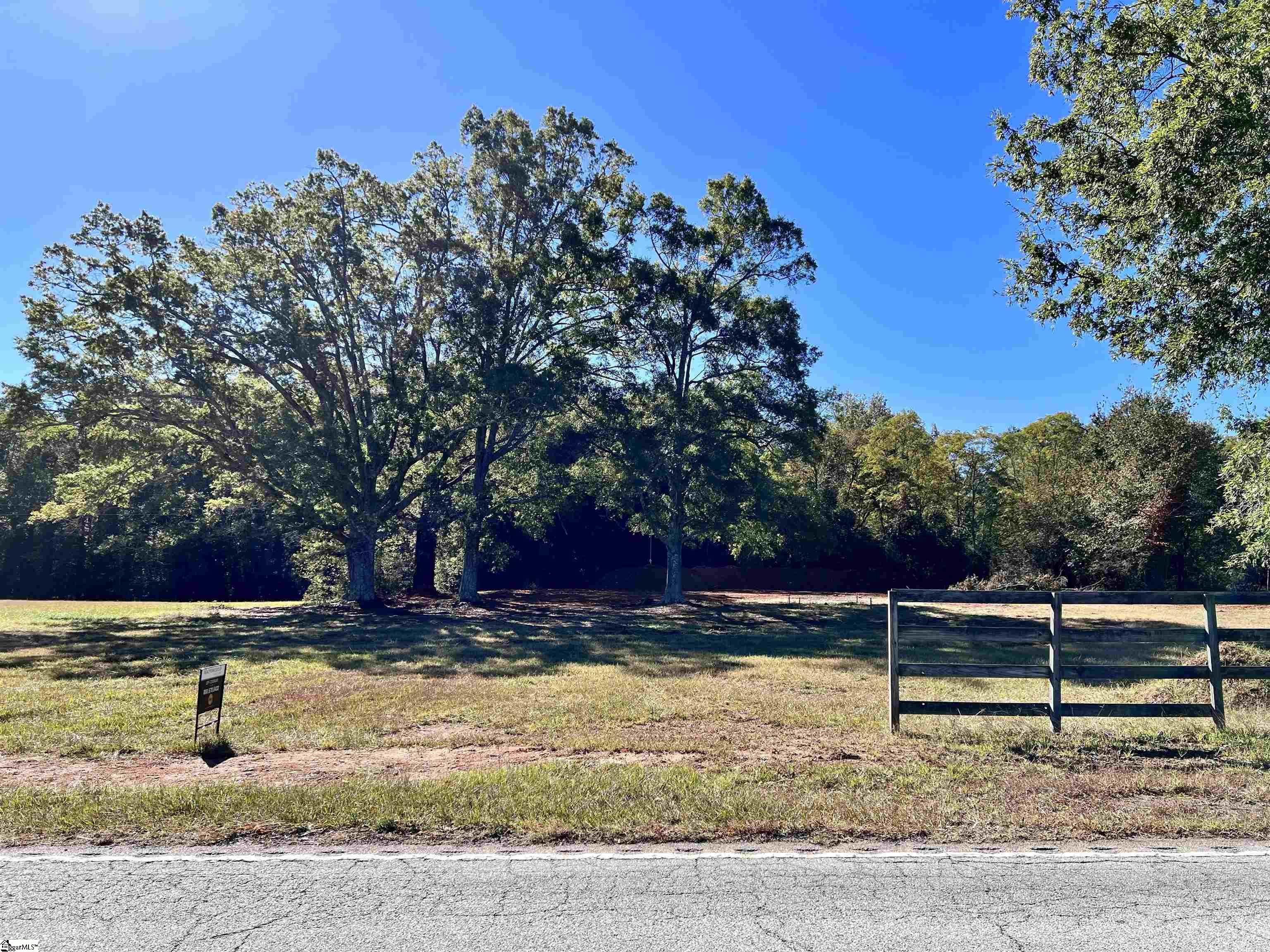 1122 Garrison Road Pelzer, SC 29669 - Photo 6 of 8