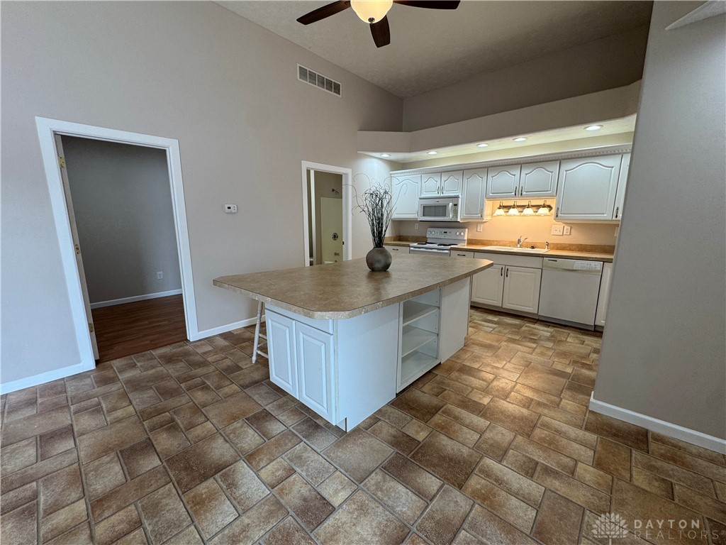523 Newport Road Xenia, OH 45385 - Photo 31 of 43