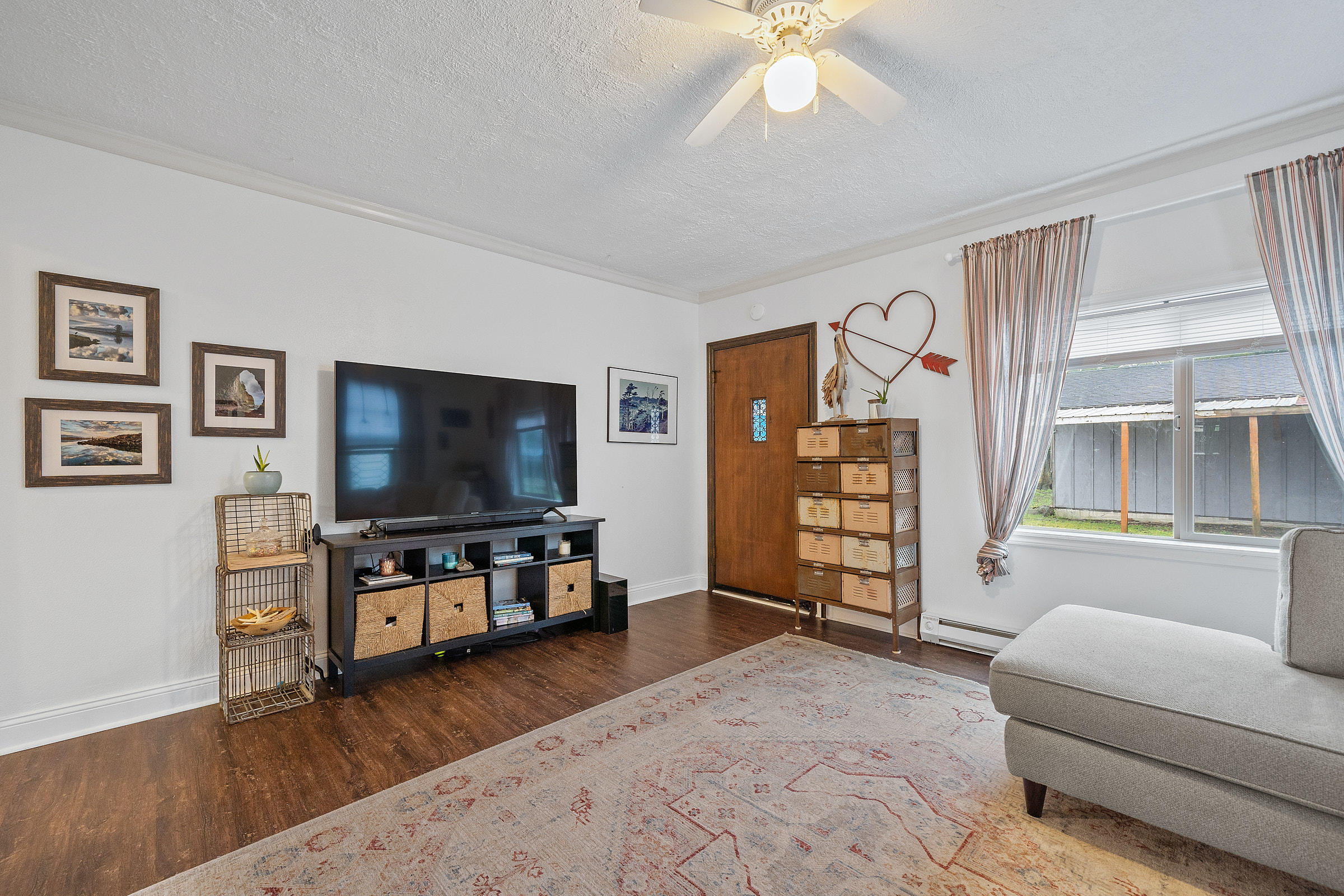 809 1/2 4th Street Tillamook, OR 97141 - Photo 10 of 21 DSC02620