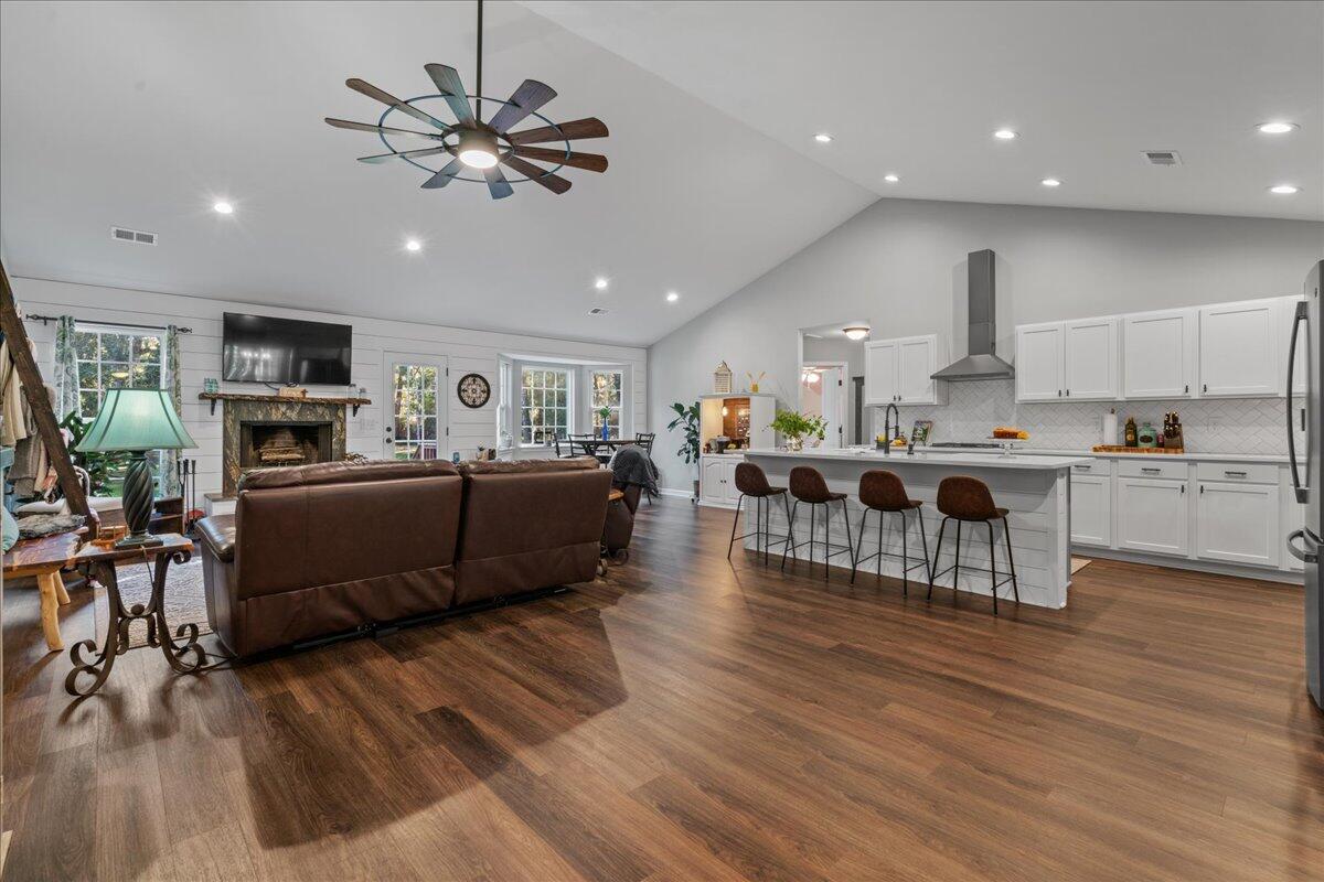 8357 Chisolm Plantation Road Edisto Island, SC 29438 - Photo 11 of 73 30-SNY00741