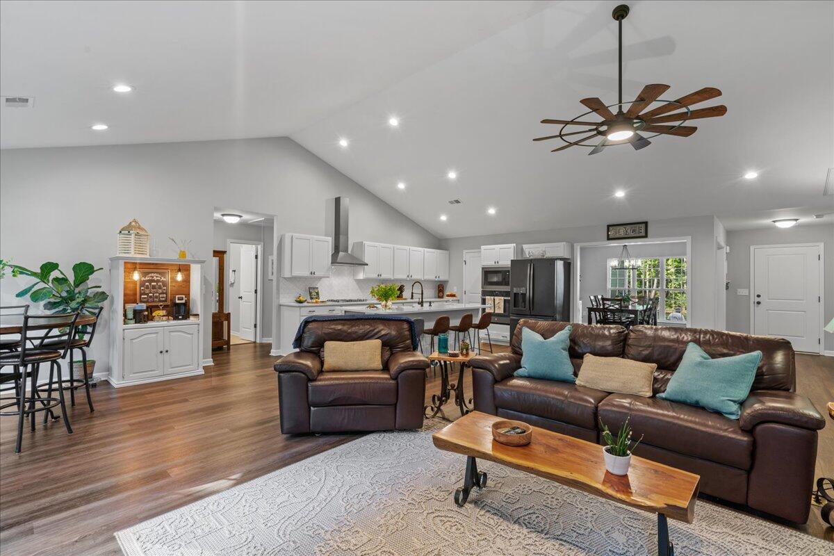 8357 Chisolm Plantation Road Edisto Island, SC 29438 - Photo 42 of 73 29-SNY00771