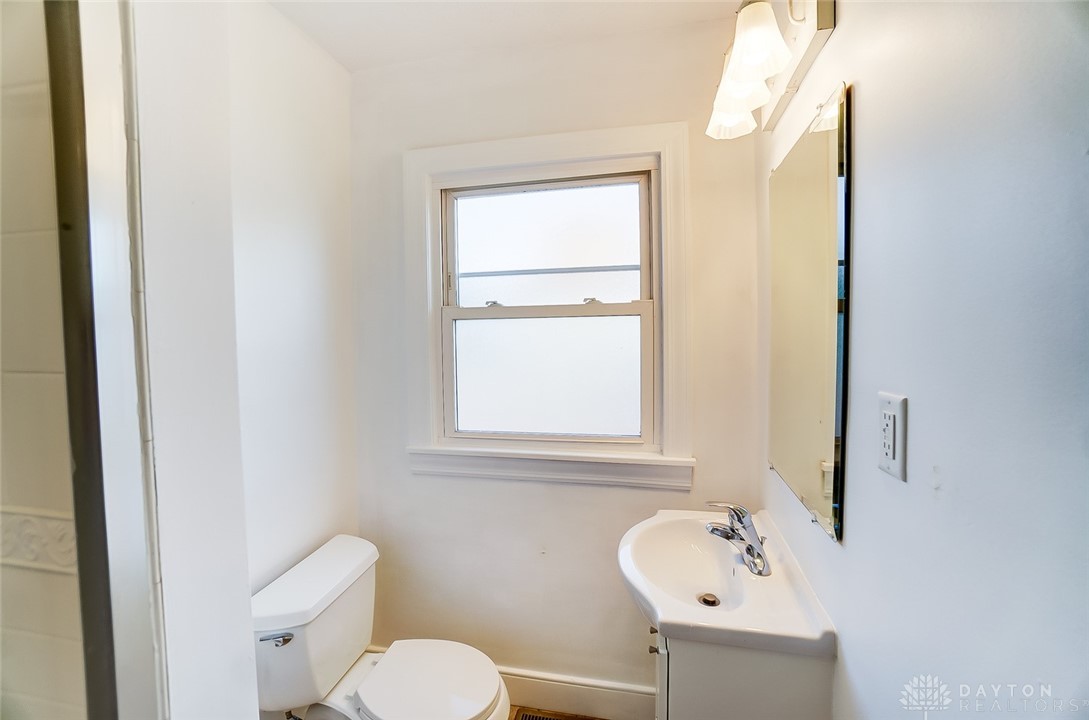 1628 Patterson Road Dayton, OH 45420 - Photo 15 of 40 Gallery Image 15