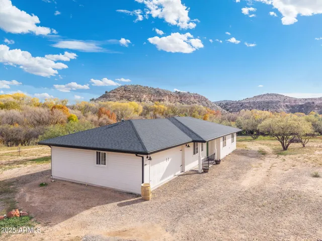 $969,000 | 2955 South Sexton Ranch Road, Cornville, AZ 86325
