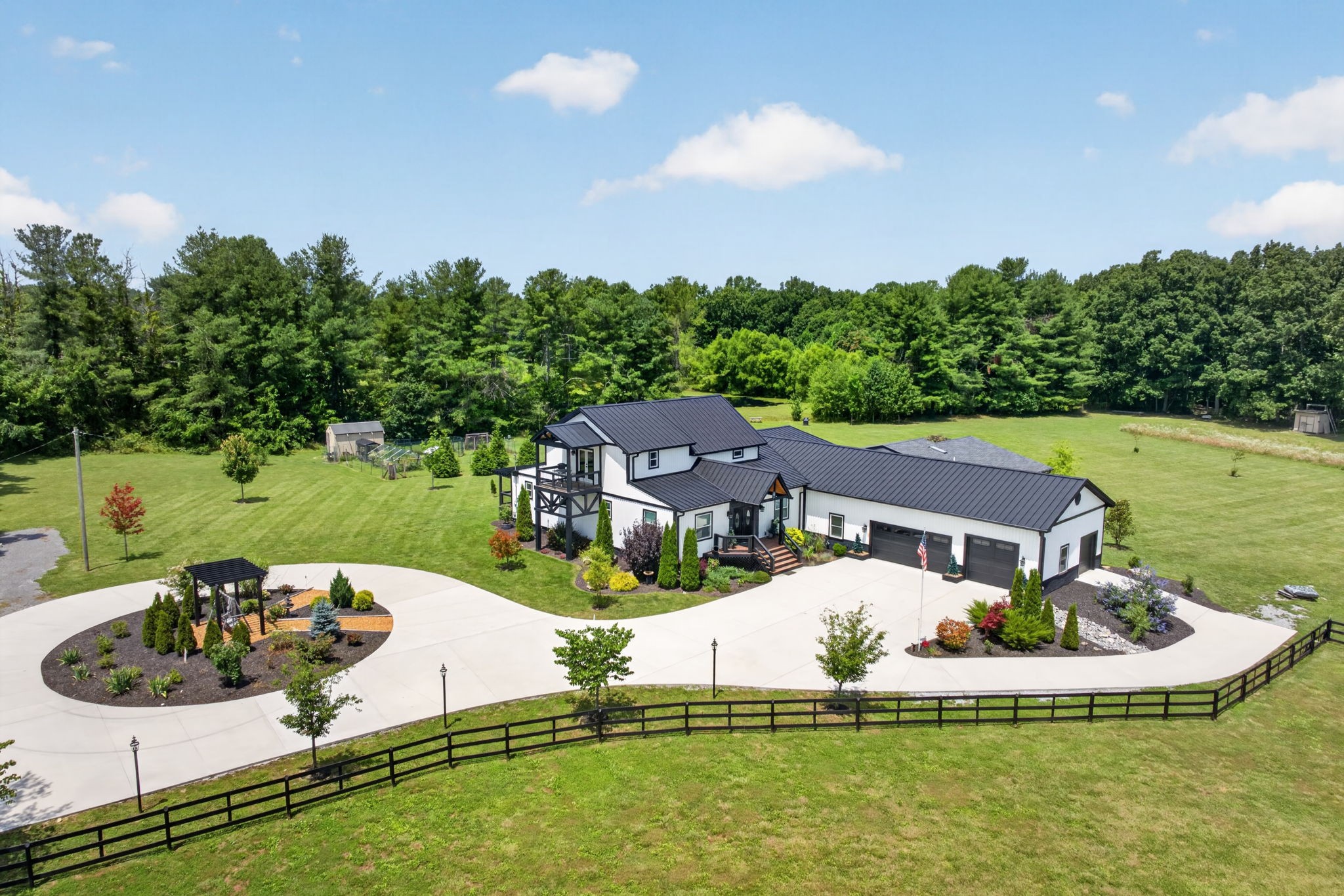 3358 Plateau Road Crossville, TN 38571 - Photo 2 of 63
