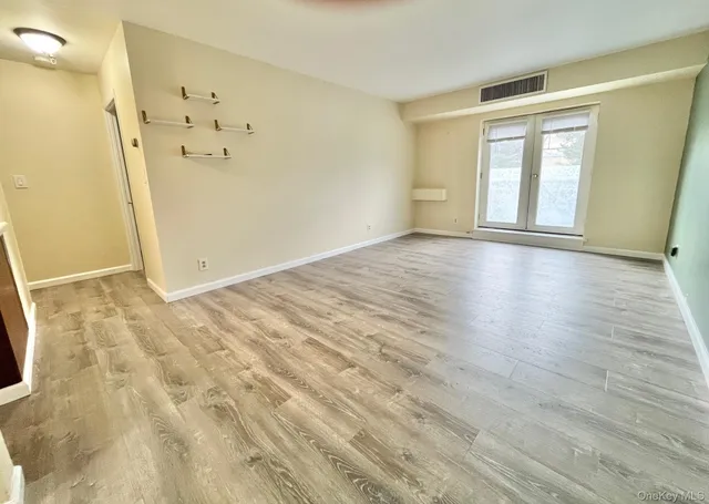 $2,295 | 501 North Barry Avenue, Unit 1K, Mamaroneck, NY 10543