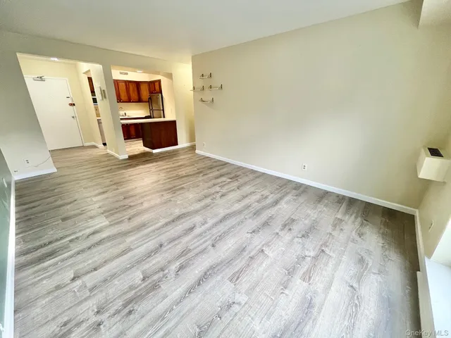 $2,295 | 501 North Barry Avenue, Unit 1K, Mamaroneck, NY 10543