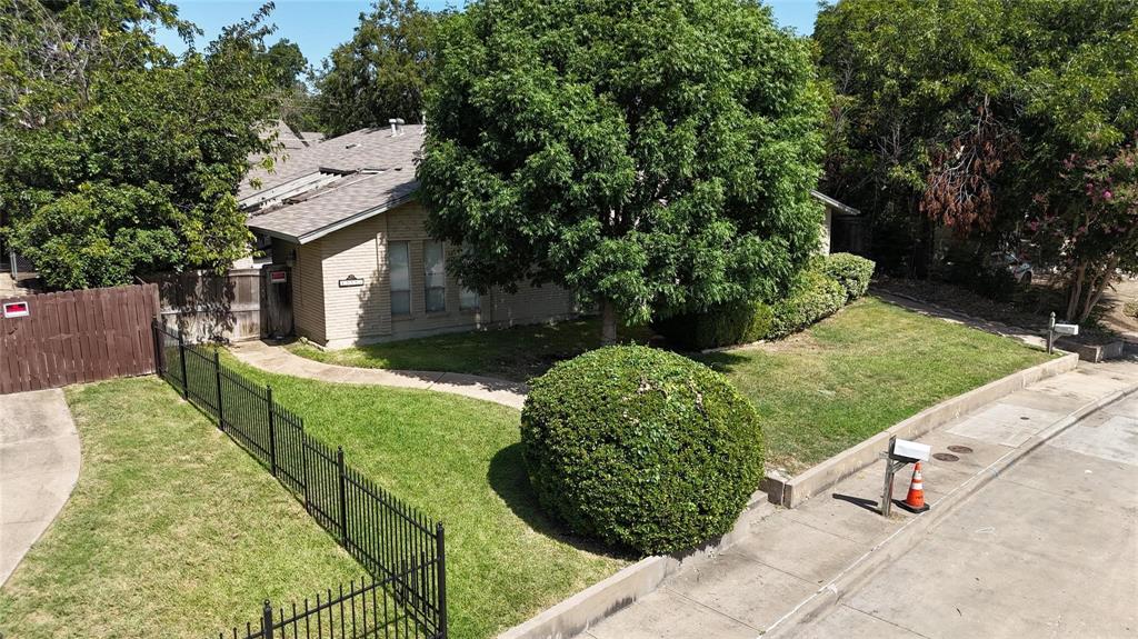 13357 Kit Lane Dallas, TX 75240 - Photo 3 of 26