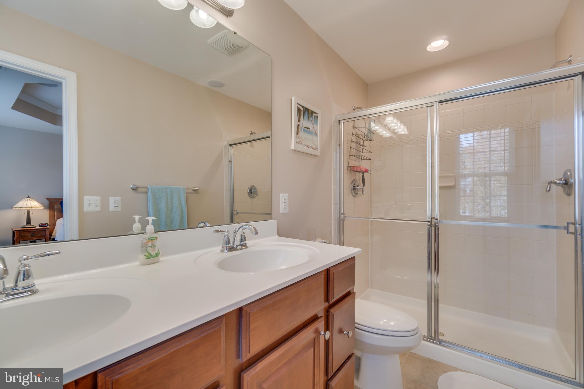 405 Alba Road Fredericksburg, VA 22405 - Photo 17 of 29 MASTER BATH