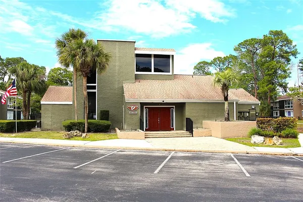 $1,499 | 5083 Eaglesmere Drive, Unit A122, Orlando, FL 32819