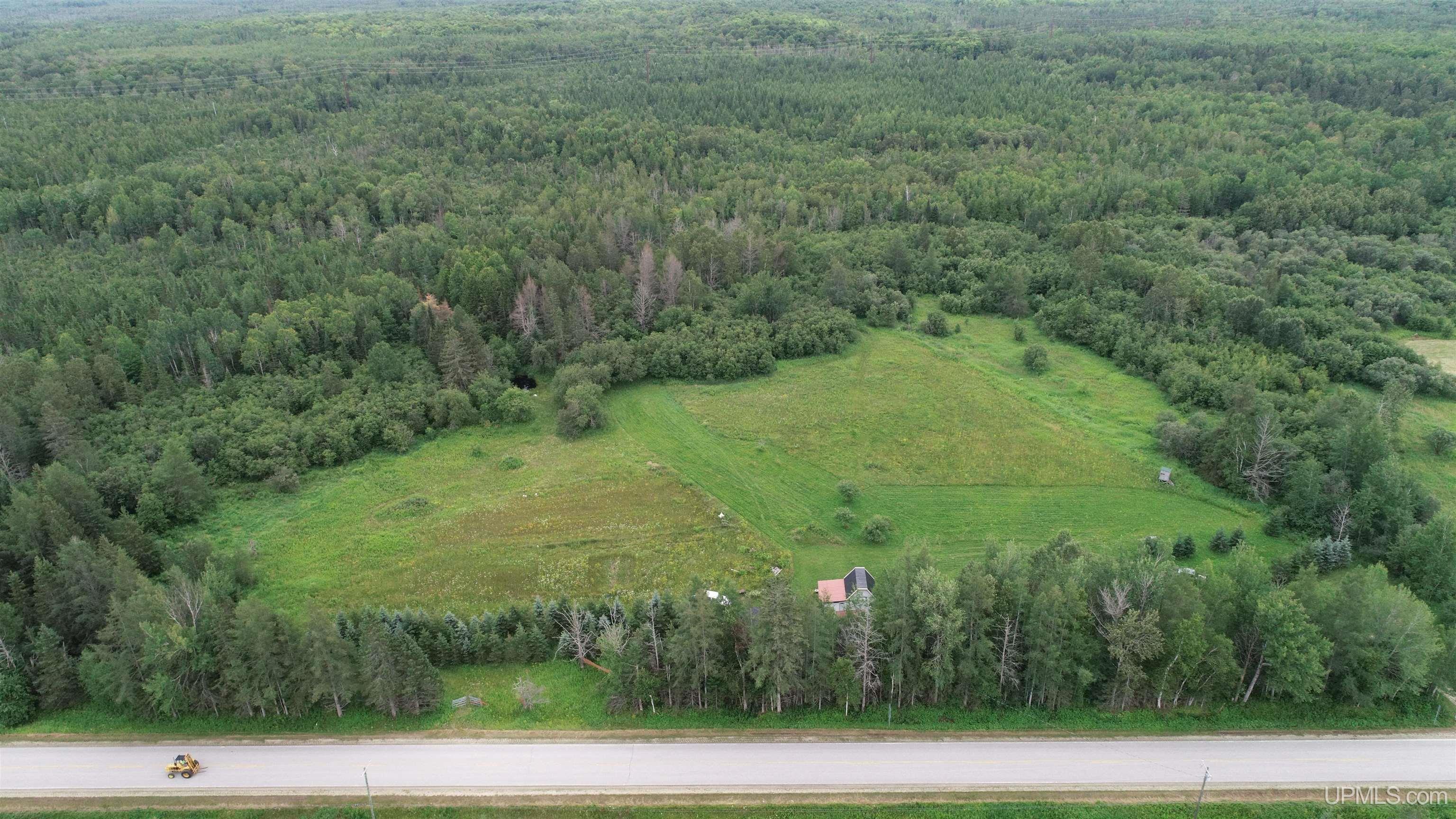 2495 W Quarry Road Gulliver, MI 49840 - Photo 29 of 32