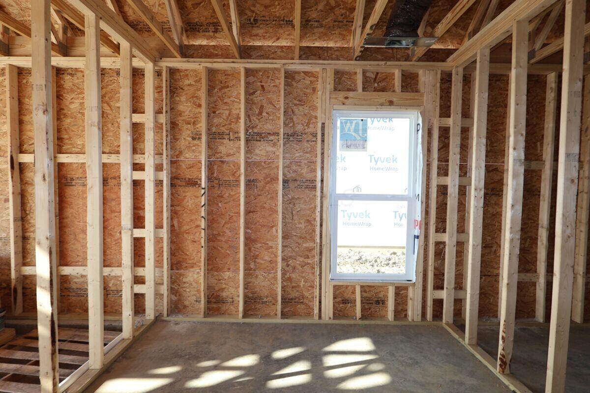 5795 Valleydale Road Powell, OH 43065 - Photo 2 of 7 Framing