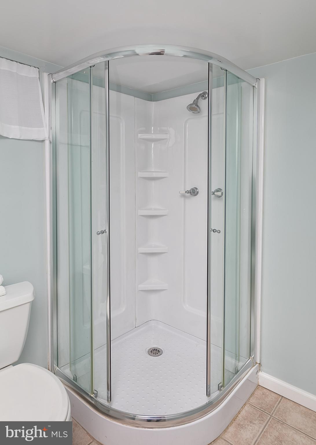 1838 Glen Ridge Road Baltimore, MD 21286 - Photo 30 of 34 Full Bathroom 2